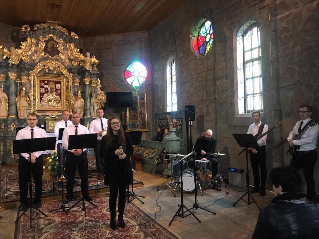 Koncert „O niebo lepiej”