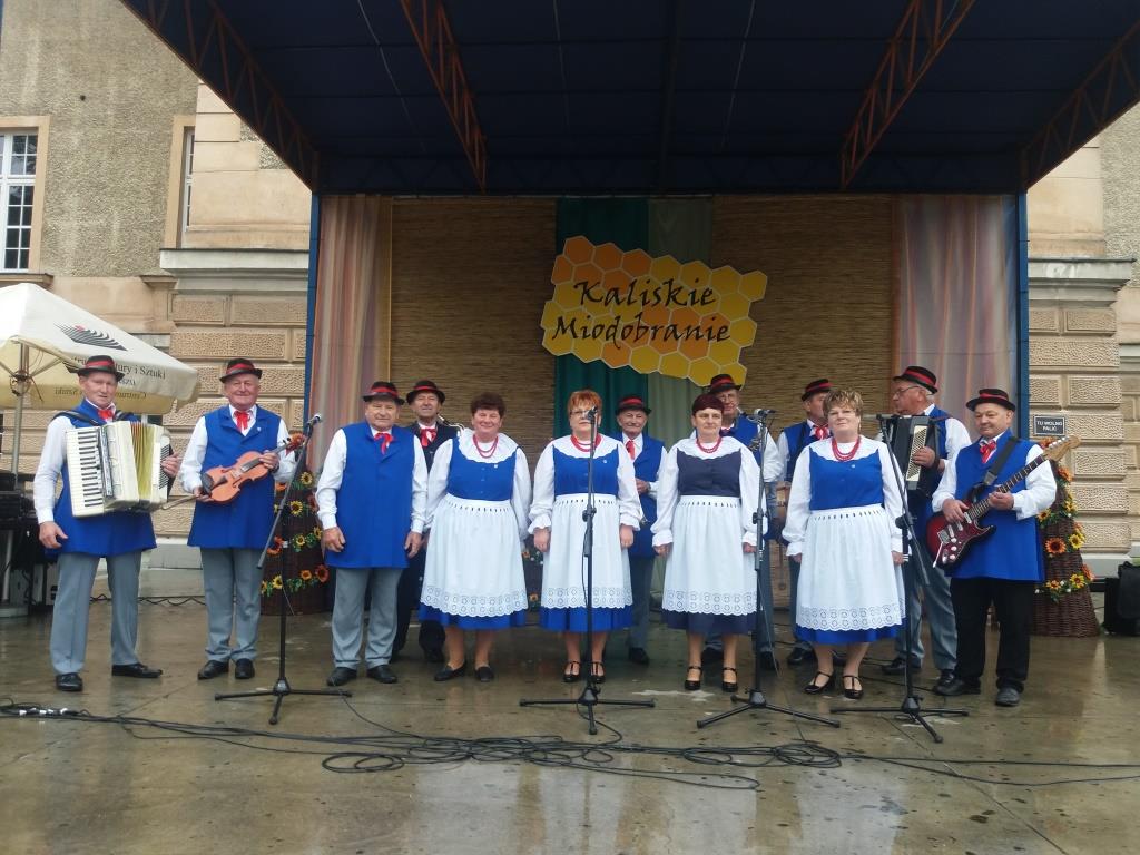 Występ „Kaliny” na Miodobraniu Kaliskim