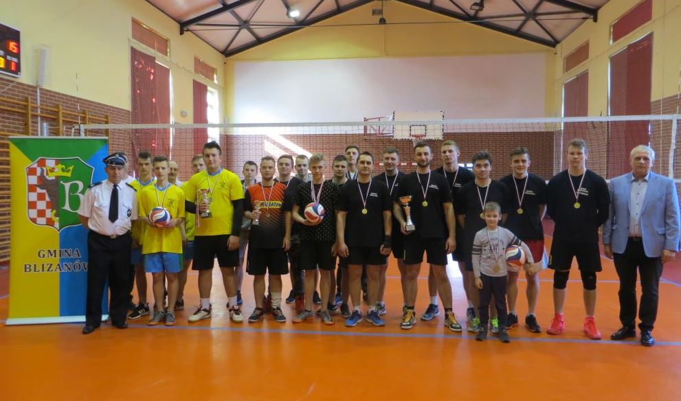 OSP Blizanów najlepsi w tenisie i w piłce siatkowej 